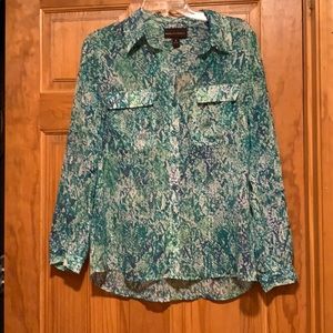 Womens button down long sleeve Dana Buchman shirt